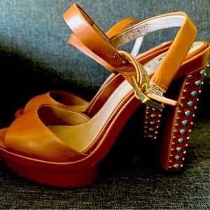 Vince Camuto Cairo Strappy Platform Sandals, size 9.5